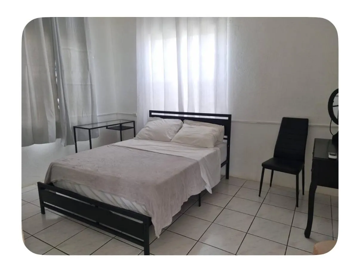 Prosperity 2 Bedroom Residential Home Near The Sea 크랄렌데이크