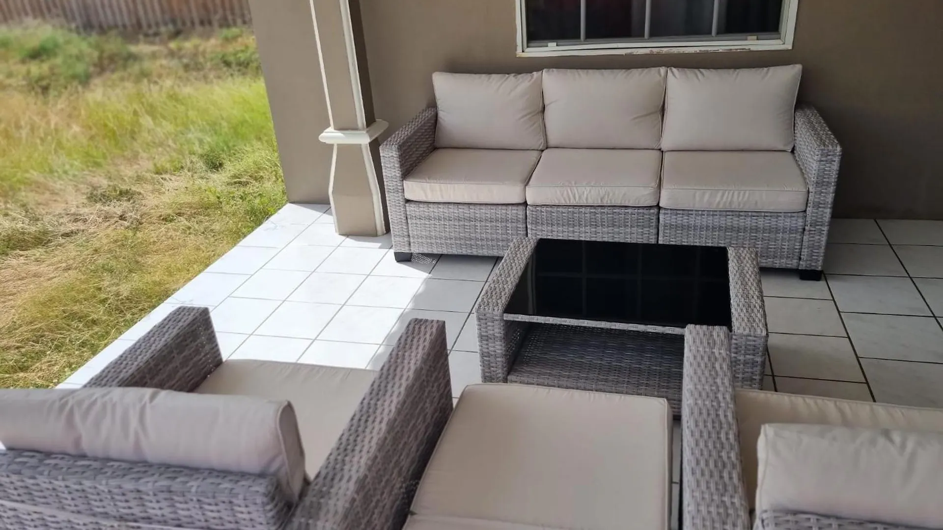 Prosperity 2 Bedroom Residential Home Near The Sea クラレンダイク アパート